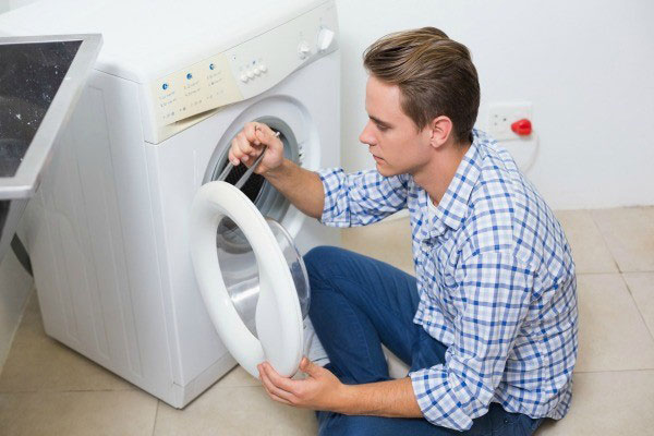Cách sửa máy giặt Electrolux không mở cửa đơn giản nhưng hiệu quả 2 sua-may-giat-electrolux-khong-mo-cua-b