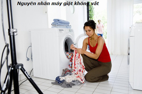 Cách sửa lỗi máy giặt Electrolux không vắt 1 Cách sửa lỗi máy giặt Electrolux không vắt