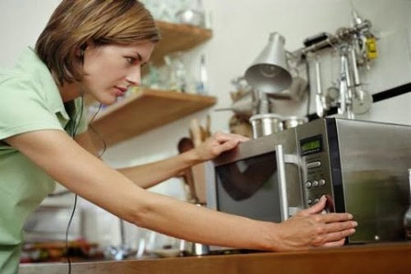Sửa chữa lò vi sóng Electrolux 2 sửa lò vi sóng electrolux tại nhà Hà Nội