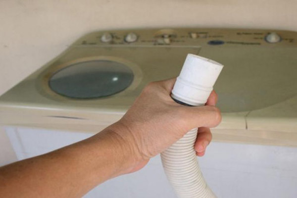 Làm sao để thoát nước máy giặt 3 thoat-nuoc-may-giat-3