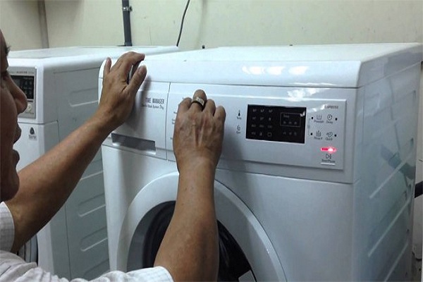 Cách sửa máy giặt Electrolux báo lỗi đèn đỏ 2 may-giat-electrolux-bao-loi-den-do-2