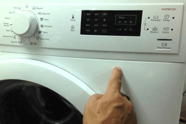 Cách sửa máy giặt Electrolux nháy đèn start 2 may-giat-electrolux-nhay-den-start-1